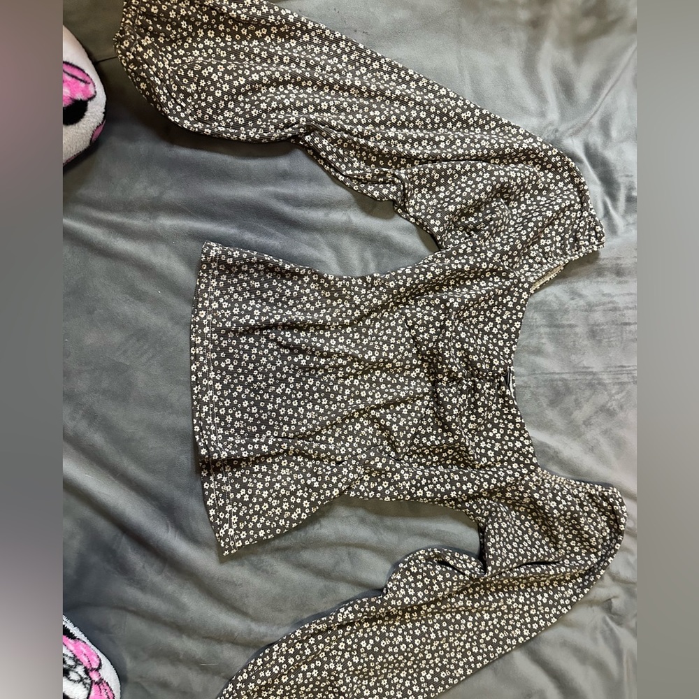 floral, semi short, puffy arm shirt